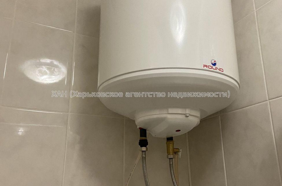 Продам квартиру, Мирослава Мисли ул. , 1 кім., 19 м², капитальный ремонт 