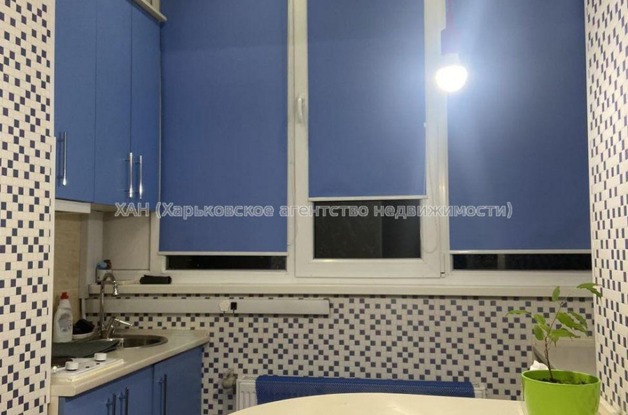 Продам квартиру, Мирослава Мисли ул. , 1 кім., 19 м², капитальный ремонт 