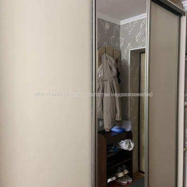 Продам квартиру, Мирослава Мисли ул. , 1 кім., 19 м², капитальный ремонт 