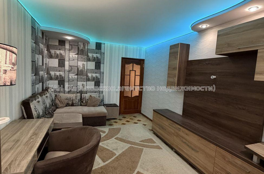 Продам квартиру, Барабашова академика ул. , 3 кім., 68 м², евроремонт 