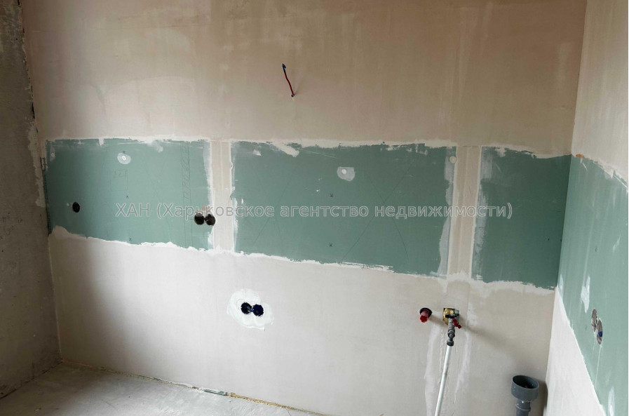 Продам квартиру, Богомольца ул. , 1 кім., 40 м², без отделочных работ 