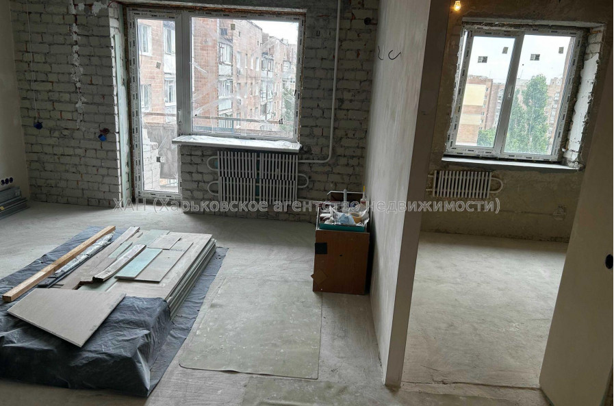 Продам квартиру, Богомольца ул. , 1 кім., 40 м², без отделочных работ 