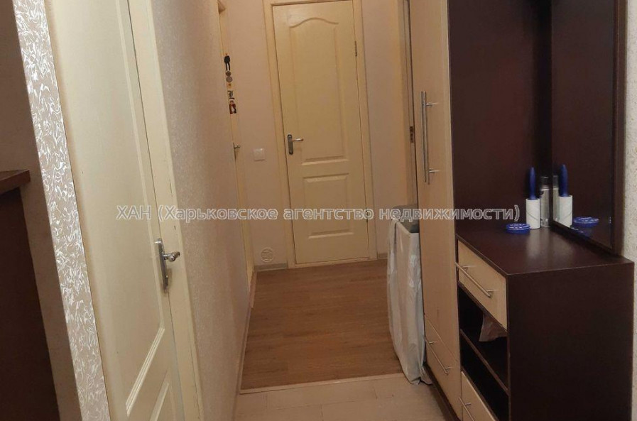 Продам квартиру, Астрономическая ул. , 3 кім., 66.70 м², косметический ремонт 
