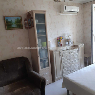 Продам квартиру, Астрономическая ул. , 3 кім., 66.70 м², косметический ремонт 
