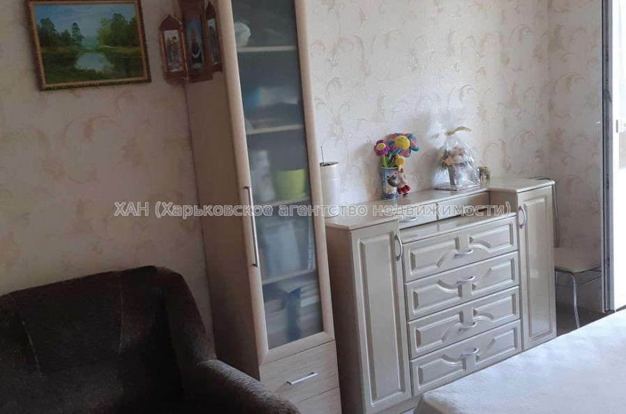Продам квартиру, Астрономическая ул. , 3 кім., 66.70 м², косметический ремонт 