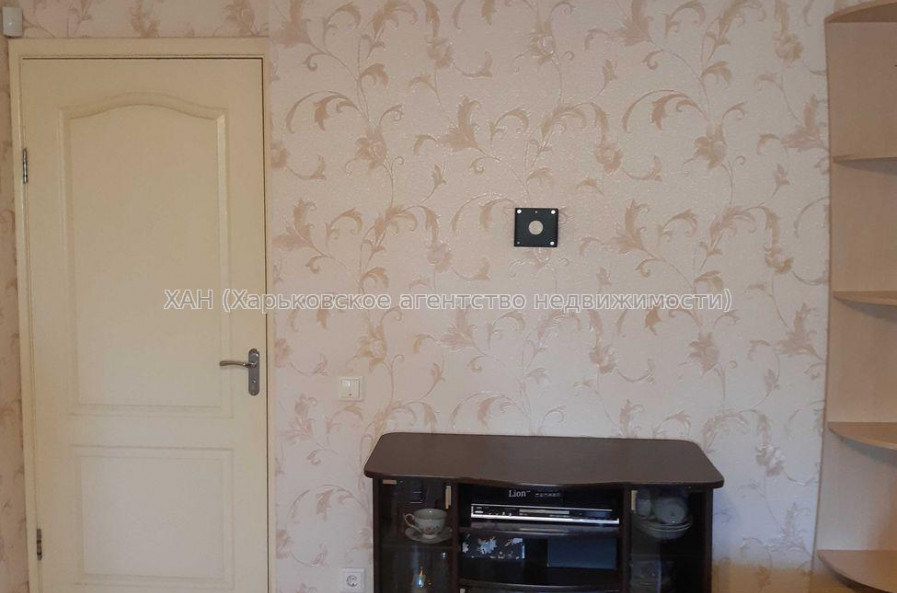 Продам квартиру, Астрономическая ул. , 3 кім., 66.70 м², косметический ремонт 