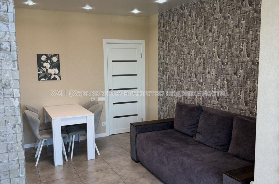 Продам квартиру, Лисаветинская ул. , 2 кім., 53 м², авторский дизайн 