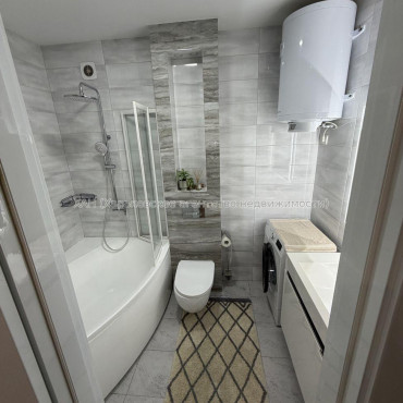 Продам квартиру, Лисаветинская ул. , 2 кім., 53 м², авторский дизайн 