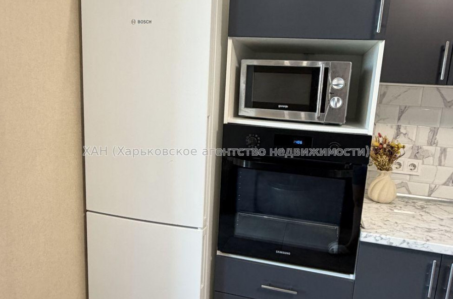 Продам квартиру, Лисаветинская ул. , 2 кім., 53 м², авторский дизайн 