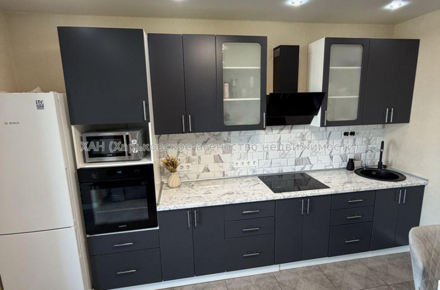 Продам квартиру, Лисаветинская ул. , 2 кім., 53 м², авторский дизайн 