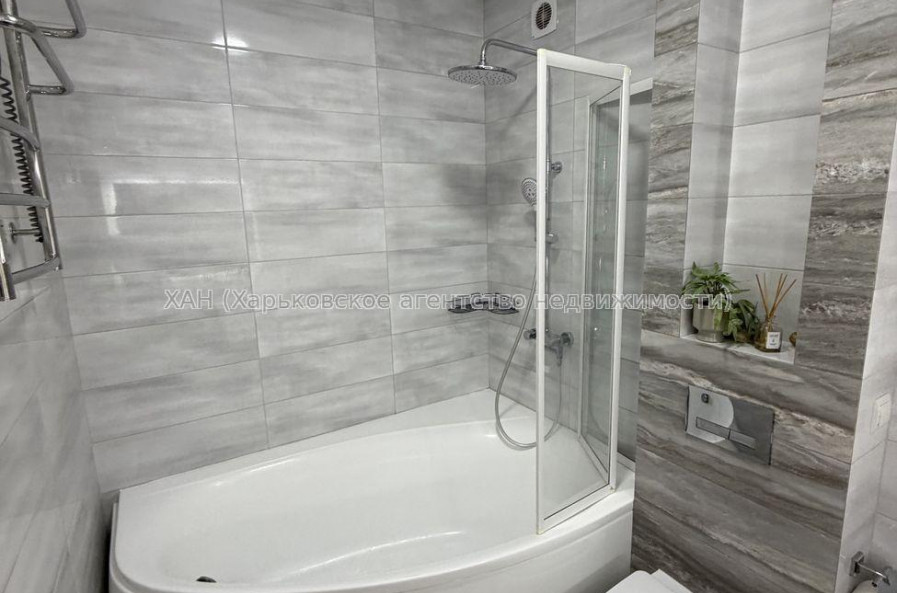 Продам квартиру, Лисаветинская ул. , 2 кім., 53 м², авторский дизайн 