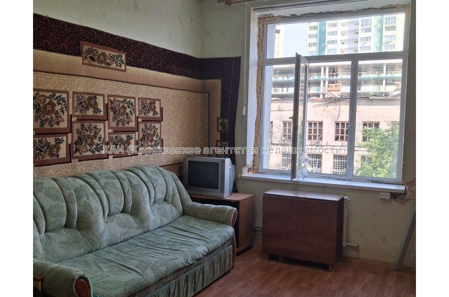 Продам квартиру, Ивановская ул. , 1 кім., 22 м², косметический ремонт 