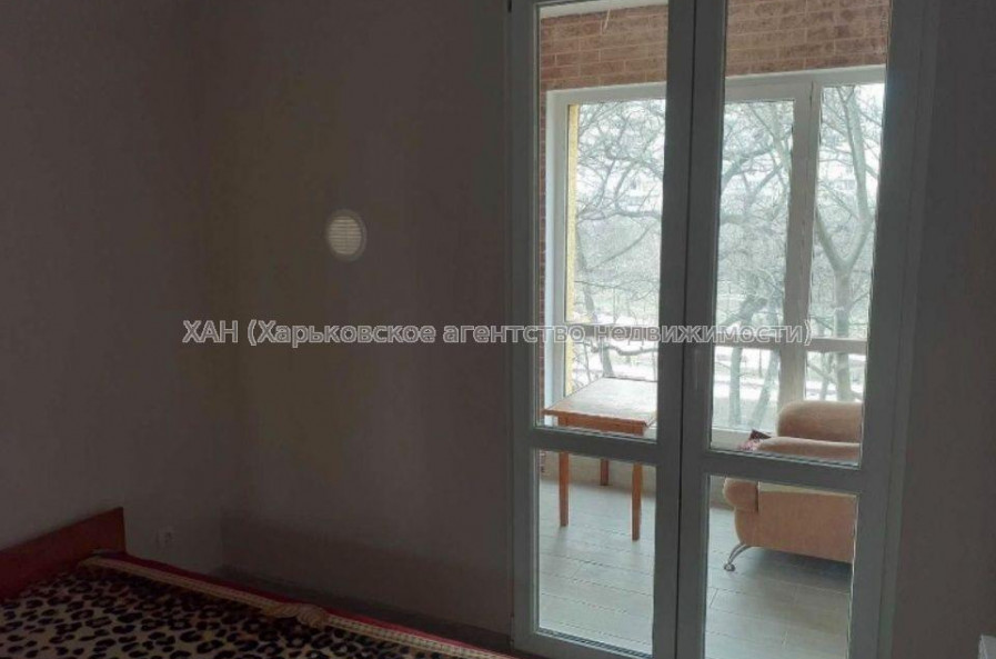 Продам квартиру, Героев Харькова просп. , 1 кім., 32 м², евроремонт 