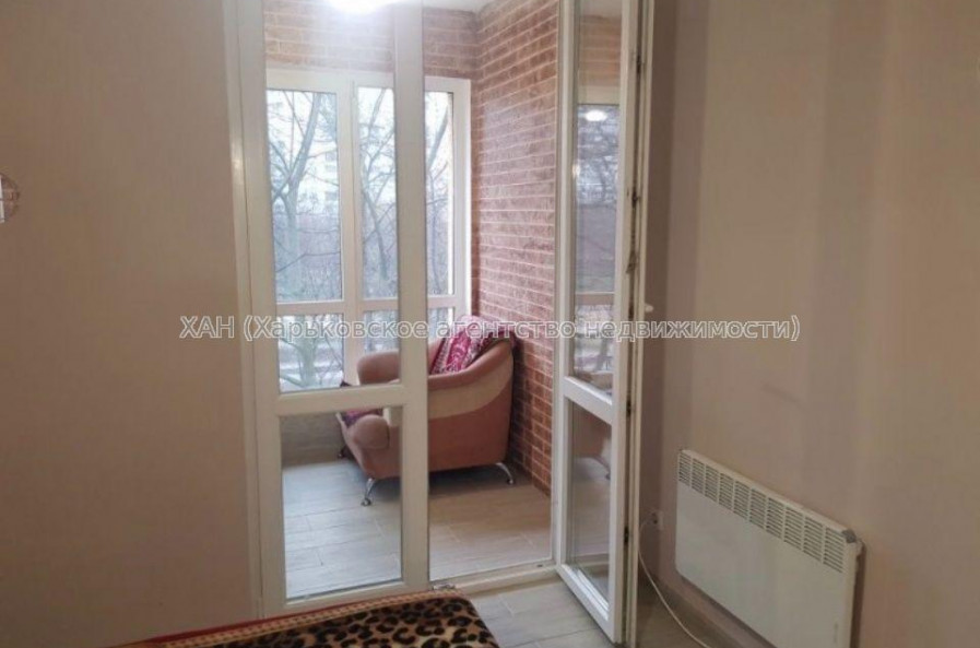 Продам квартиру, Героев Харькова просп. , 1 кім., 32 м², евроремонт 