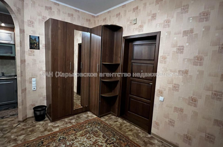 Продам квартиру, Черноморская ул. , 1  ком., 25 м², советский ремонт 