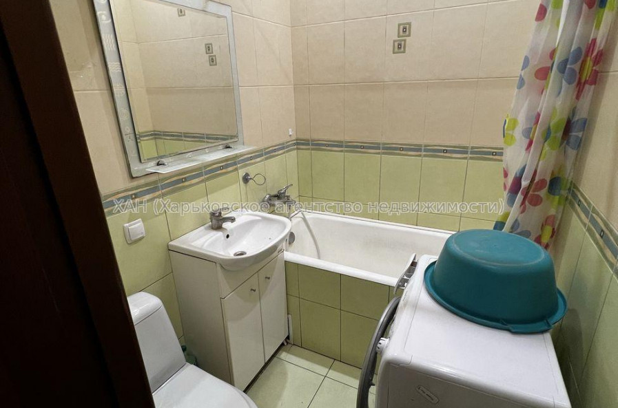 Продам квартиру, Черноморская ул. , 1  ком., 25 м², советский ремонт 