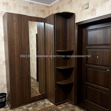 Продам квартиру, Черноморская ул. , 1  ком., 25 м², советский ремонт 