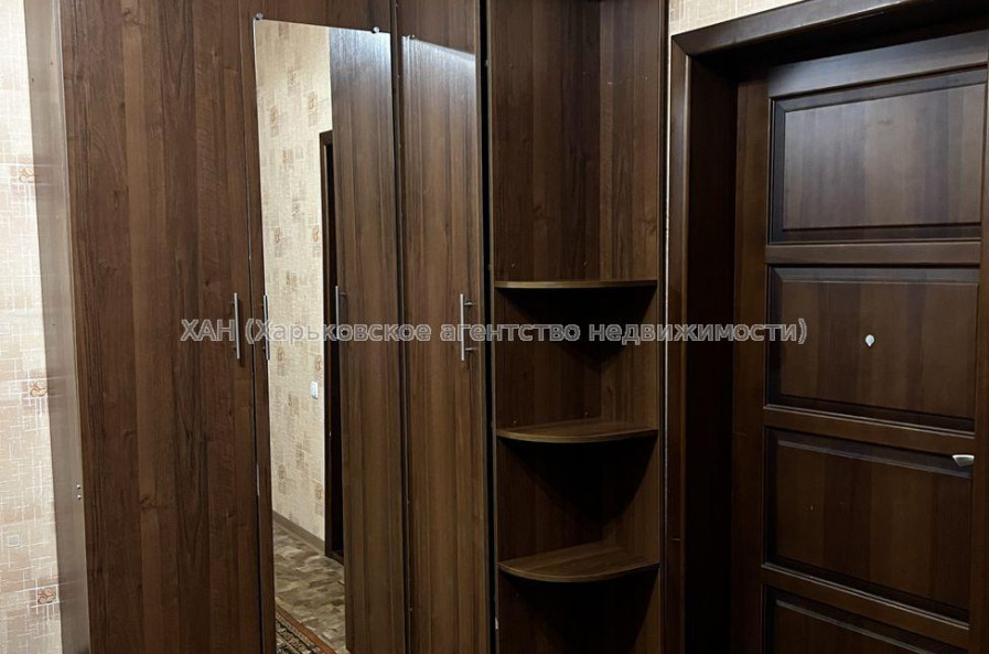 Продам квартиру, Черноморская ул. , 1  ком., 25 м², советский ремонт 