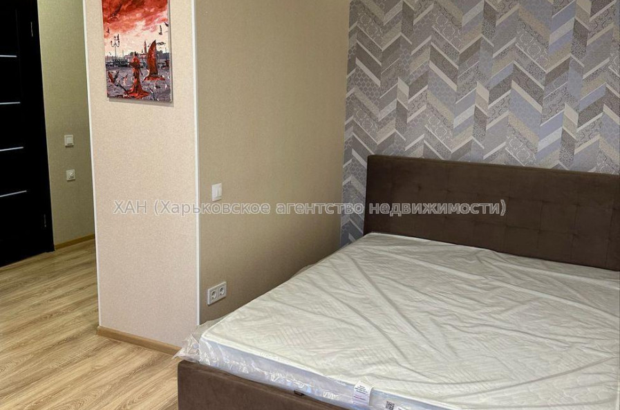 Продам квартиру, Мирная ул. , 1 кім., 43 м², авторский дизайн 