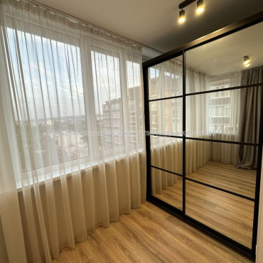 Продам квартиру, Мирная ул. , 1 кім., 43 м², авторский дизайн 