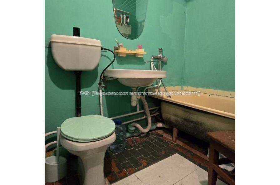 Продам квартиру, Матюшенко ул. , 1 кім., 35 м², советский ремонт 
