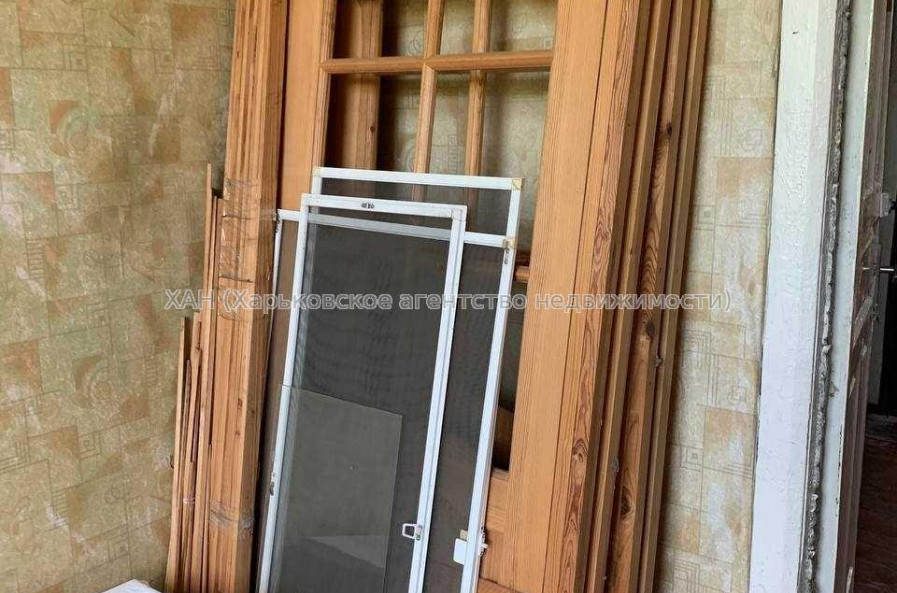 Продам квартиру, Волосна ул. , 3 кім., 73.80 м², частичный ремонт 