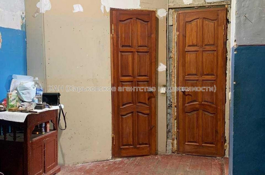 Продам квартиру, Волосна ул. , 3 кім., 73.80 м², частичный ремонт 