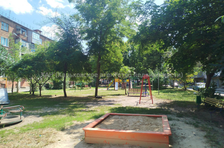 Продам квартиру, Морозова ул. , 2  ком., 39 м², без ремонта 