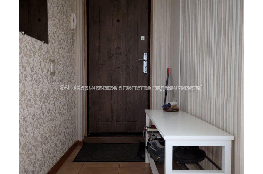 Продам квартиру, Бучмы ул. , 2 кім., 44 м², косметический ремонт 
