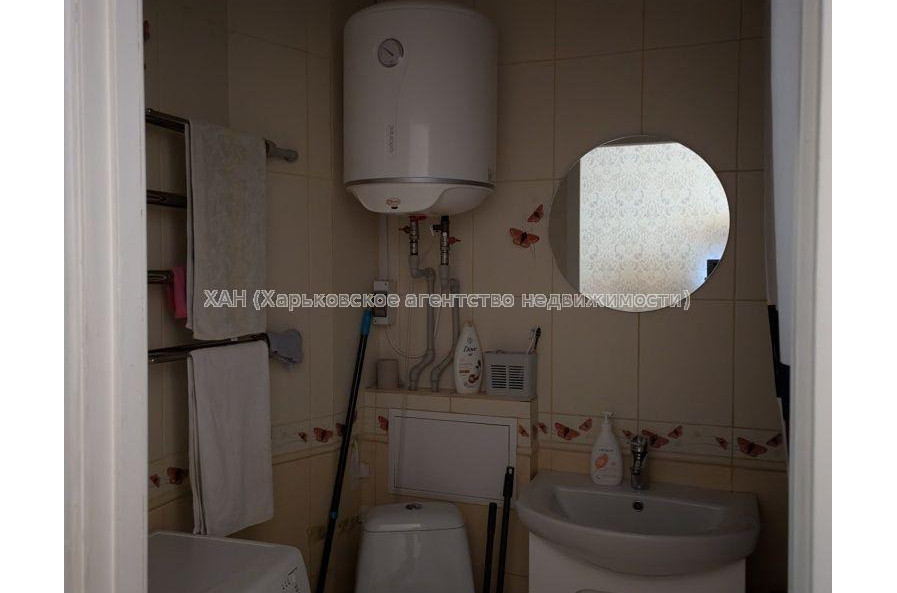 Продам квартиру, Бучмы ул. , 2 кім., 44 м², косметический ремонт 