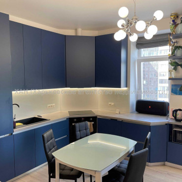 Продам квартиру, Профессорская ул. , 2  ком., 70 м², авторский дизайн 