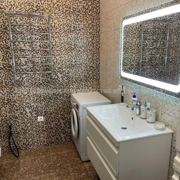 Продам квартиру, Профессорская ул. , 2  ком., 70 м², авторский дизайн 