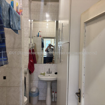 Продам квартиру, Алчевских ул. , 1  ком., 26 м², капитальный ремонт 