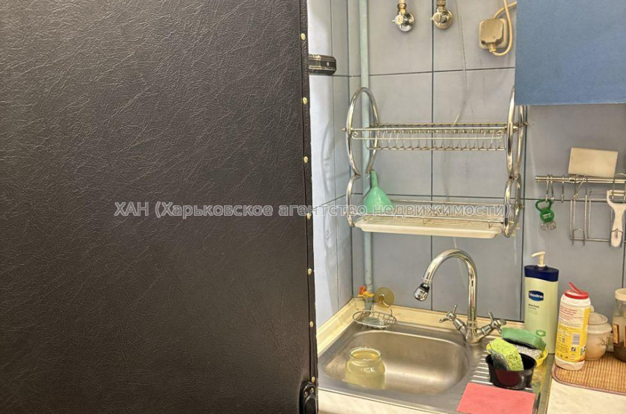 Продам квартиру, Алчевских ул. , 1  ком., 26 м², капитальный ремонт 