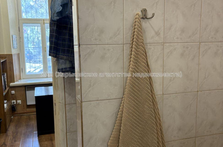 Продам квартиру, Алчевских ул. , 1  ком., 26 м², капитальный ремонт 