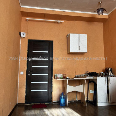 Продам квартиру, Морозова ул. , 1 кім., 20 м², косметический ремонт 