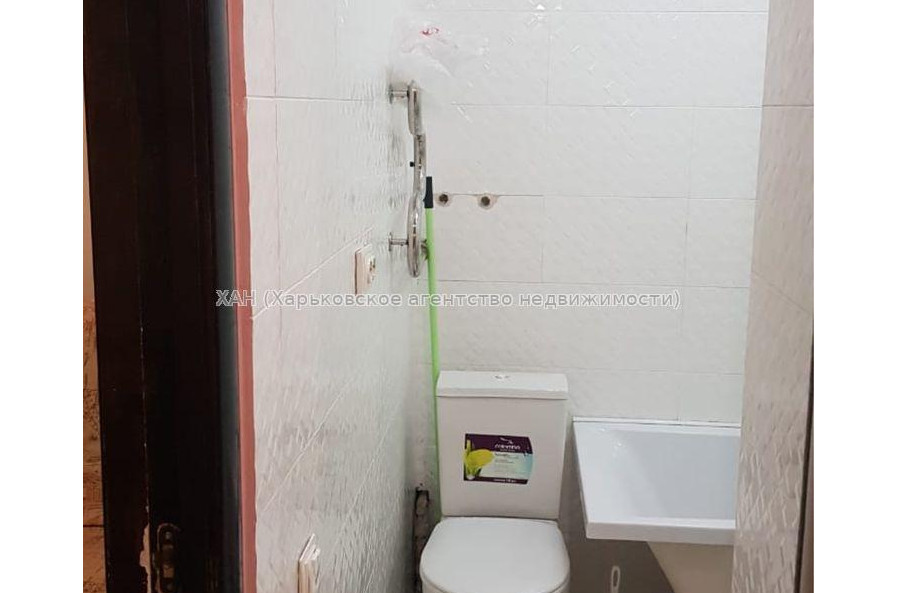 Продам квартиру, Роганская ул. , 2  ком., 35.90 м², евроремонт 