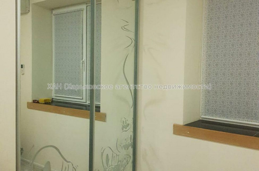 Продам квартиру, Роганская ул. , 2  ком., 35.90 м², евроремонт 