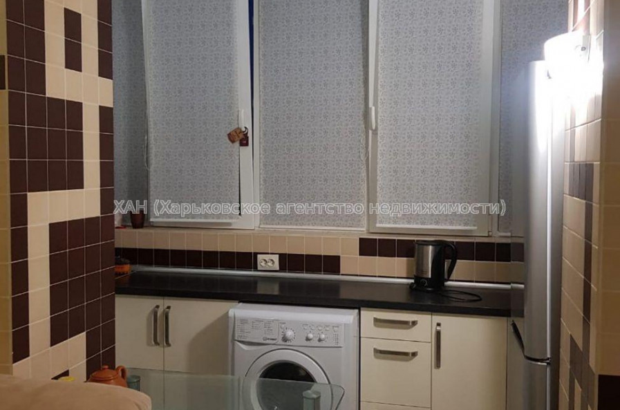 Продам квартиру, Роганская ул. , 2  ком., 35.90 м², евроремонт 