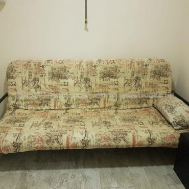 Продам квартиру, Роганская ул. , 2  ком., 35.90 м², евроремонт 