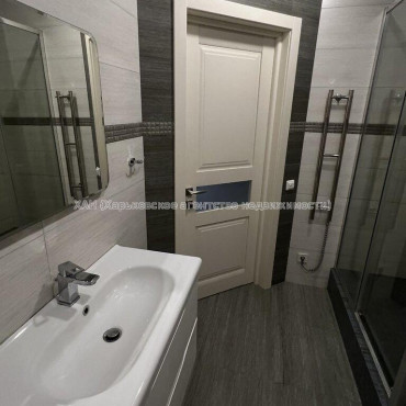 Продам квартиру, Клочковская ул. , 2  ком., 62 м², евроремонт 