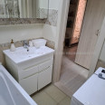 Сдам квартиру, Науки просп. , 2  ком., 55 м², капитальный ремонт 