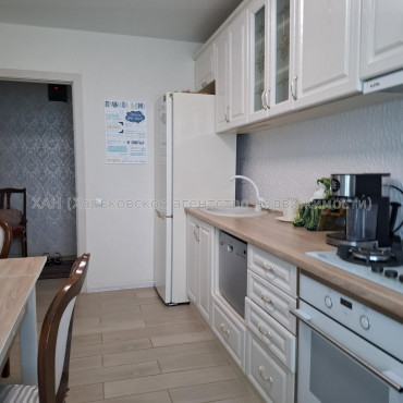 Сдам квартиру, Науки просп. , 2  ком., 55 м², капитальный ремонт 