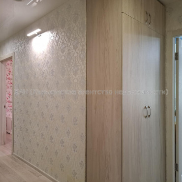 Сдам квартиру, Науки просп. , 2  ком., 55 м², капитальный ремонт 