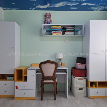 Сдам квартиру, Науки просп. , 2  ком., 55 м², капитальный ремонт 