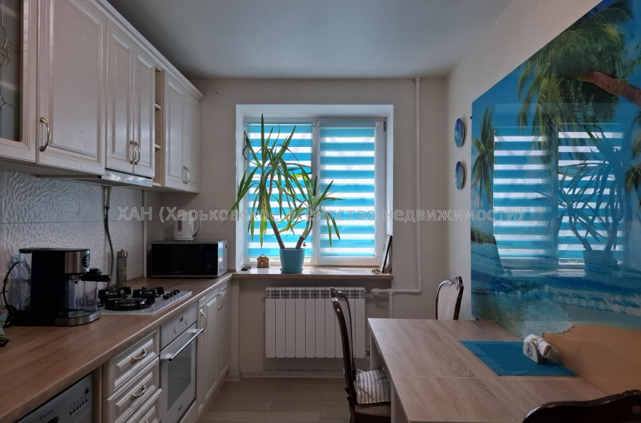 Сдам квартиру, Науки просп. , 2  ком., 55 м², капитальный ремонт 