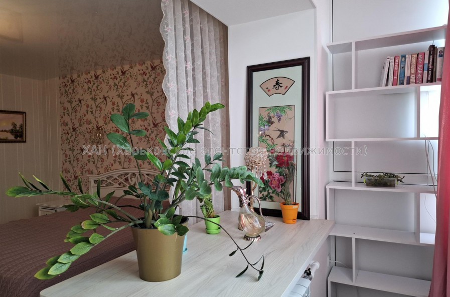 Сдам квартиру, Науки просп. , 2  ком., 55 м², капитальный ремонт 