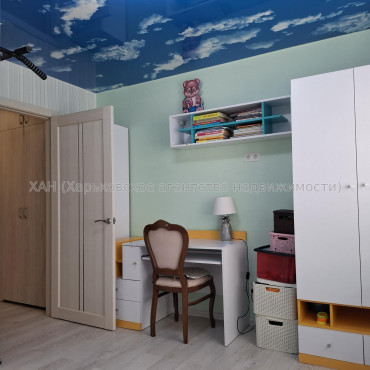 Сдам квартиру, Науки просп. , 2  ком., 55 м², капитальный ремонт 