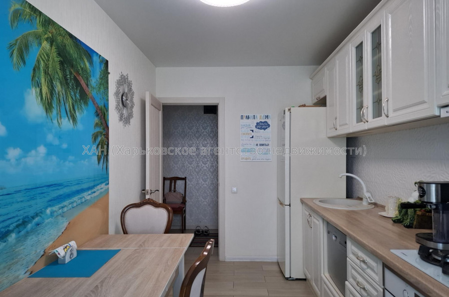 Сдам квартиру, Науки просп. , 2  ком., 55 м², капитальный ремонт 