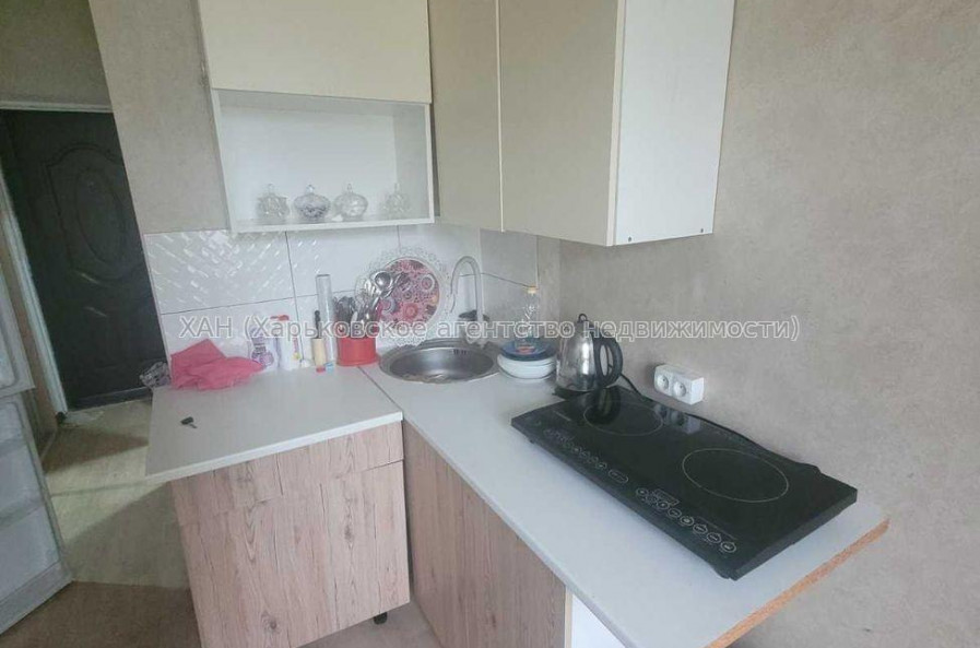 Продам квартиру, Немышлянская ул. , 1 кім., 20 м², косметический ремонт 